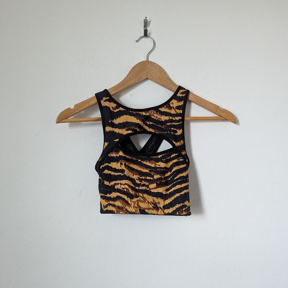 Adam Selman Sport light tan black animal tiger print cutout cross sports bra - Picture 3 of 7